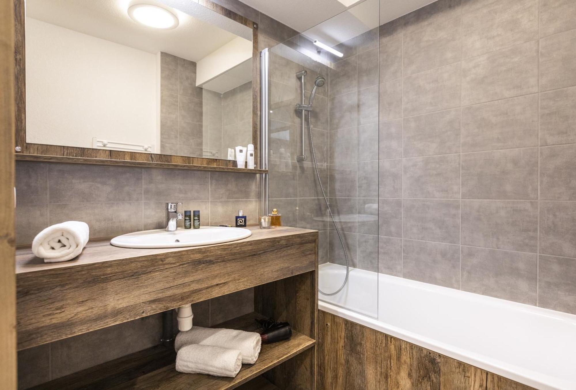 لو دوز آلب Residence Club Mmv Les Clarines المظهر الخارجي الصورة